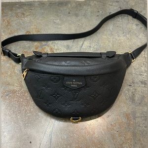 100% Authentic Louis Vuitton Empreinte Bumbag